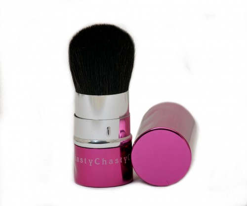 Retractable Kabuki Makeup Brush with Nylon Hair Colorful Housing