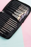 OEM Professional 18PCS Cosmetic Makeup Brush with New Fashion Pouch