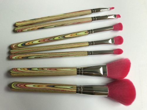 Cosmetic Powder Brush Pink Synthetic Hair Colorful Wood Pattern Handle