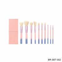 Cosmetic Makeup Brush Set Travel Brush with Synthetic Hair and Wood Handle.